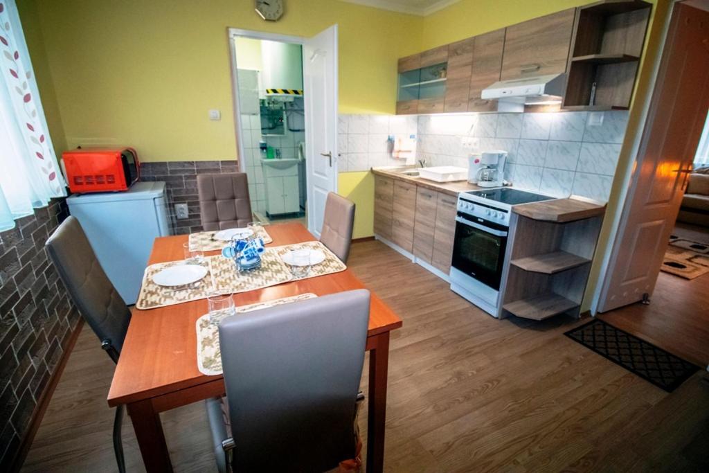 Krisztina Apartman Nagykanizsa Eksteriør bilde
